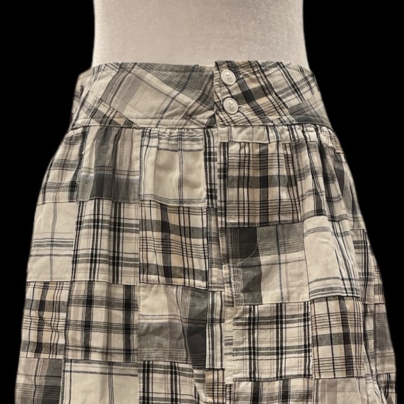MOVINT M plaid patchwork front zip/button pocketed lined skirt - Picture 2 of 7